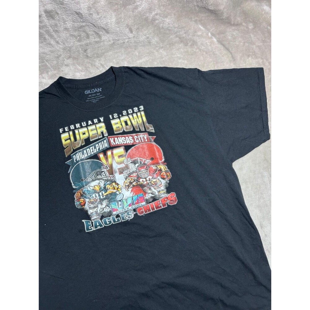 Gildan Super Bowl 2023 Finals Shirt Men 2XL Black Eagles vs Chiefs Graphic
